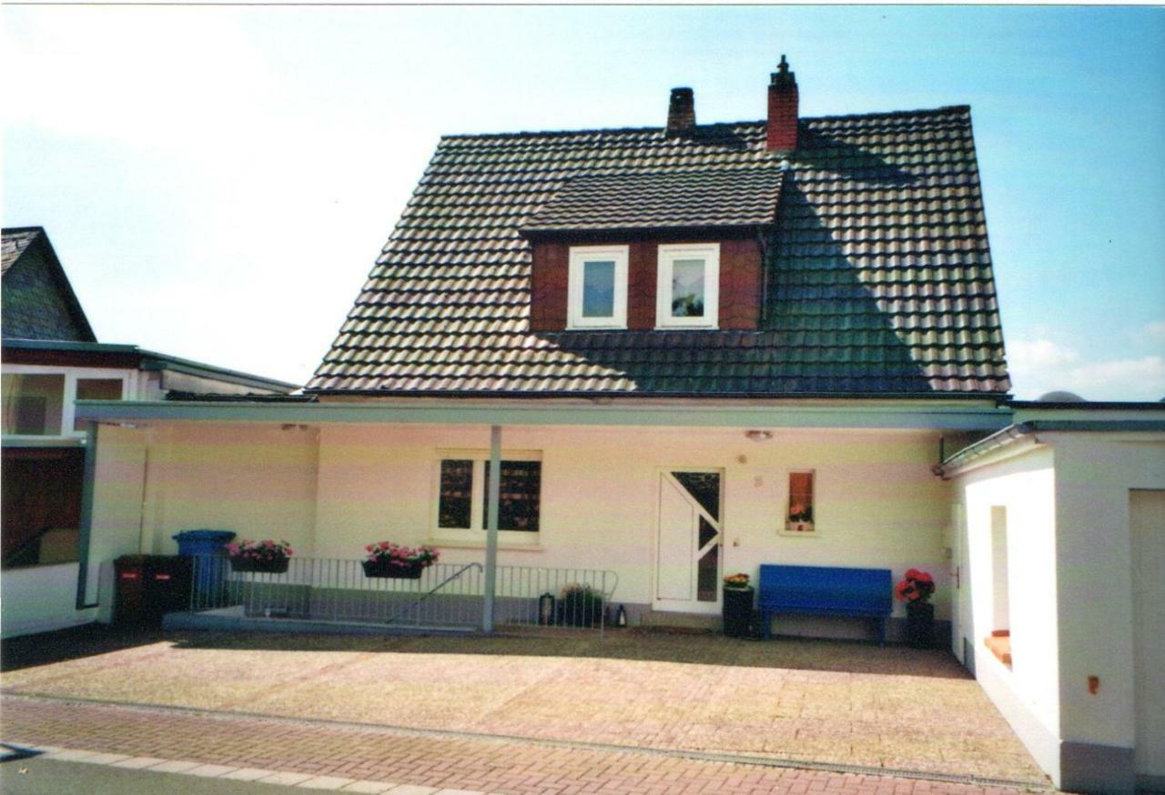 Ferienwohnung Buettner Solms-Oberbiel Esterno foto