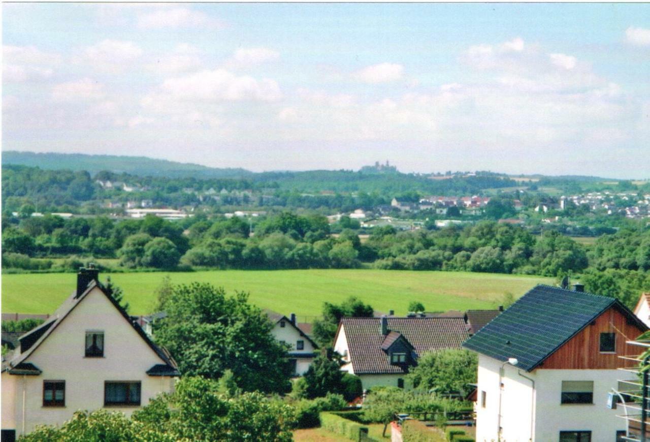 Ferienwohnung Buettner Solms-Oberbiel Esterno foto